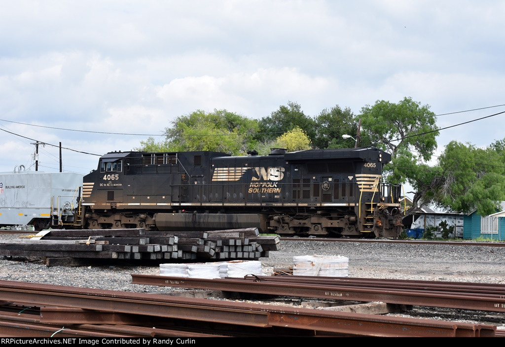 NS 4065 South